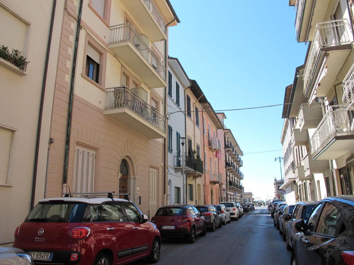 Apartment Sea Design Home By Interhome Viareggio Exterior foto